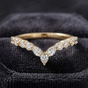 14K Gold V Shaped Chevron Band, Pear and Round Lab Grown Diamond Wedding Band, Half Eternity Stackable Band, Proposal Band, Anniversary Gift