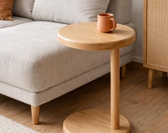 Minimal Solid Oak C-Table – Round Sofa Side Table, Handcrafted