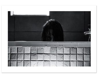 Skräckfotografitryck: Badkarsscen med psykopat, konceptuell konstposter