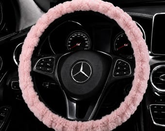 Luxury Soft Pink Rabbit Fur Steering Wheel Cover – 3D Plush Car Wheel Cover, No Inner Ring, Universal Fit 14.5–15 inch, Women's Car Decor