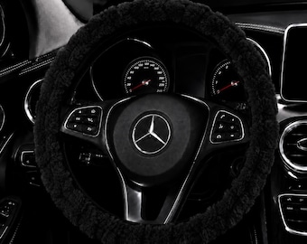 Luxury Soft Black Rabbit Fur Steering Wheel Cover – 3D Plush Car Wheel Cover, No Inner Ring, Universal Fit 14.5–15 inch, Women's Car Decor