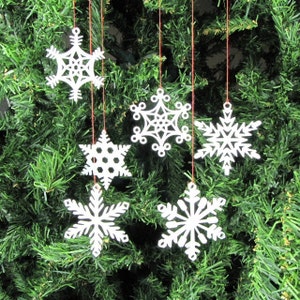 Small White Acrylic Snowflake Ornaments with Gift Box, set of 6 image 3