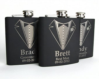 Groomsmen Gifts, 3 Flask Set, Wedding Party flasks, Personalized flasks, Gifts for Groomsmen, Set of 3