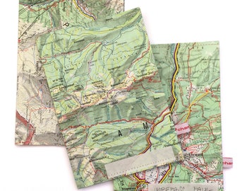 Impfpass-Reisepass-Hülle aus alten Wanderkarten