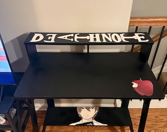 Maßgefertigter Death Note Schreibtisch