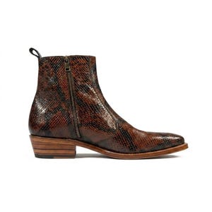 Botines de hombre de piel con relieve de pitón, estampado de serpiente marrón, cremallera lateral, estilo western, tacón cubano, hechos a mano, calzado elegante, regalo.