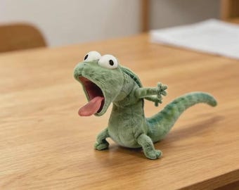 Plush Lizard Keychain: Kawaii Chameleon Bag Charm, Handmade Stuffed Animal Keyring