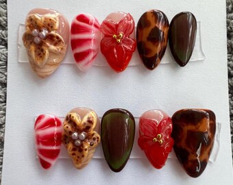 Earthy Floral Press On Nails