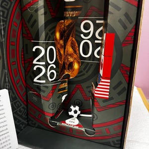 Stanley Quencher H2.0 40onz World Cup 2026 limited edition tumble with box and accessories image 7