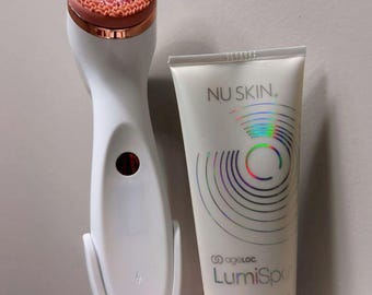 ageLOC Rose Gold LumiSpa iO - Nu Skin