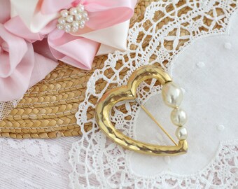 BROOCH, Heart Shaped Brooch with Mother of Pearl Design, Gifts for Her