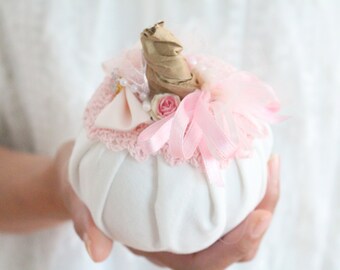 PUMPKIN, HAND-DECORATED by Maria, Small Fabric Pumpkin, Shabby Chic, Autumn Décor, Gifts for Her, Housewarming Gift Inspiration