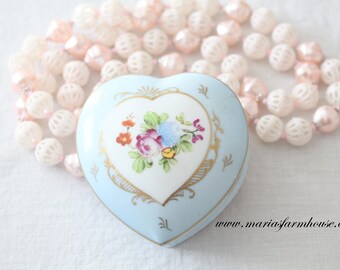 ST. VALENTINE'S DAY Gift, Vanity Trinket, Ceramic Heart Shaped Trinket with Lid, Boudoir Decor, Limoges Inspired, Gifts for Her