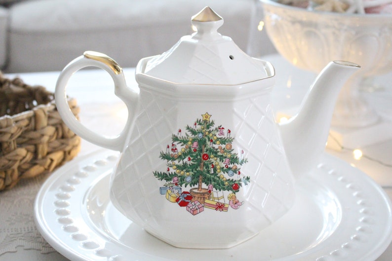 TEAPOT Vintage Christmas Tree Design Teapot Holiday High | Etsy