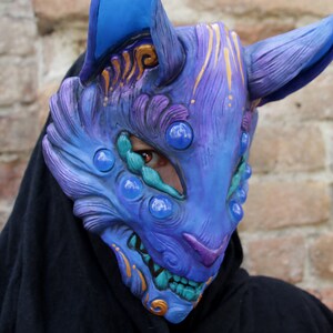 BESTÄLLNINGSTILLVERKAD Fluorescerande Kitsune-mask - UV-glöd Japanese Fox Spirit