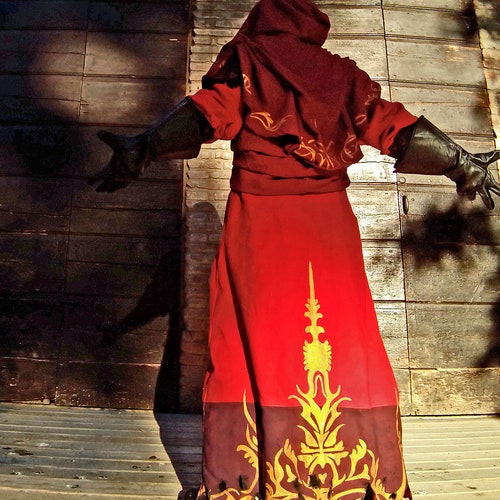red robe costume