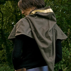 READY TO SHIP mantle cloak unisex gray gold Fantasy Renassaince Pagan Winter wiccan medieval hood cape image 3