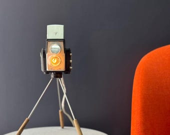 Upcycled Brownie Starflex Camera Lamp – Mid-Century Modern Tripod Base, Handcrafted