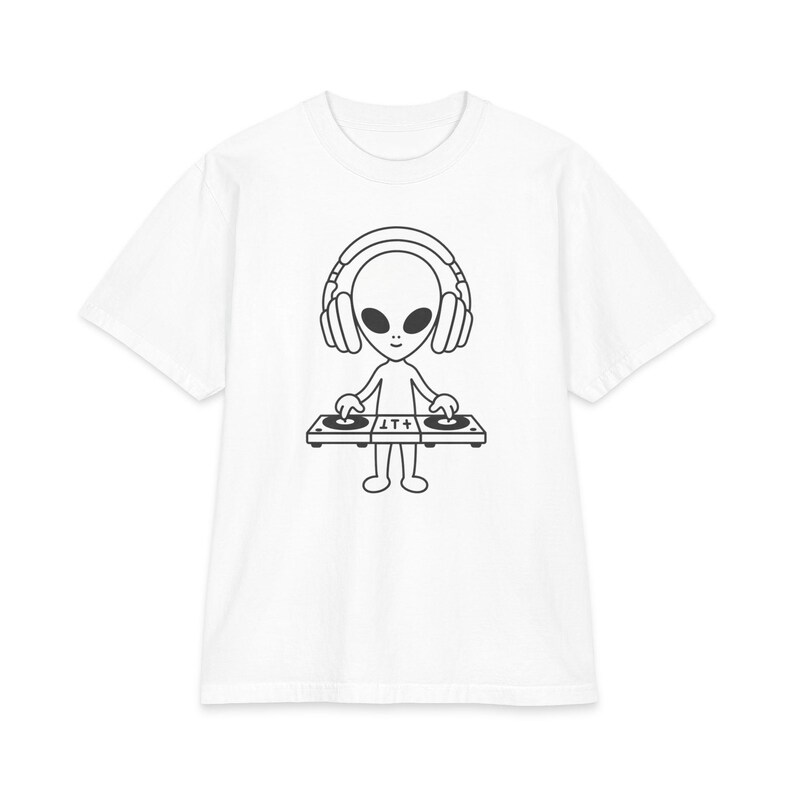 hooba sonum · Maglietta Alien DJ Heavyweight / Maglietta grafica streetwear oversize immagine 2