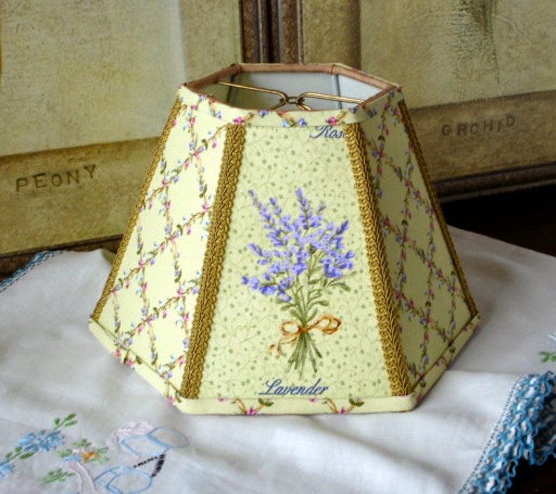 Farmhouse Herb Garden Lamp Shade Rosemary Thyme Cottage Lighting Farmhouse Home Decor Rustic Cottage Decor Farmhouse Lighting Cottage Garden