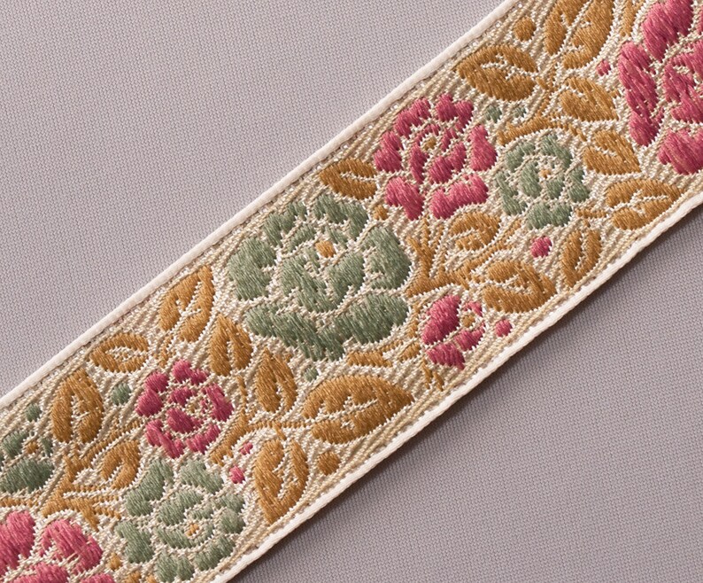 Pale Rose /& Shades of Pink On Jacquard Sewing Trim Art Nouvea 3 yards 1¼ /" wide