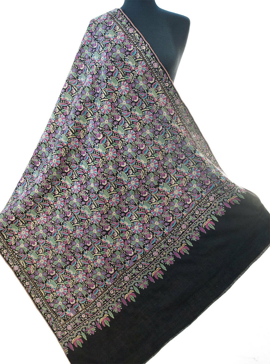 Purple - Handwoven Sozni Hand Embroidered Merino Wool Kashmiri Stole 20