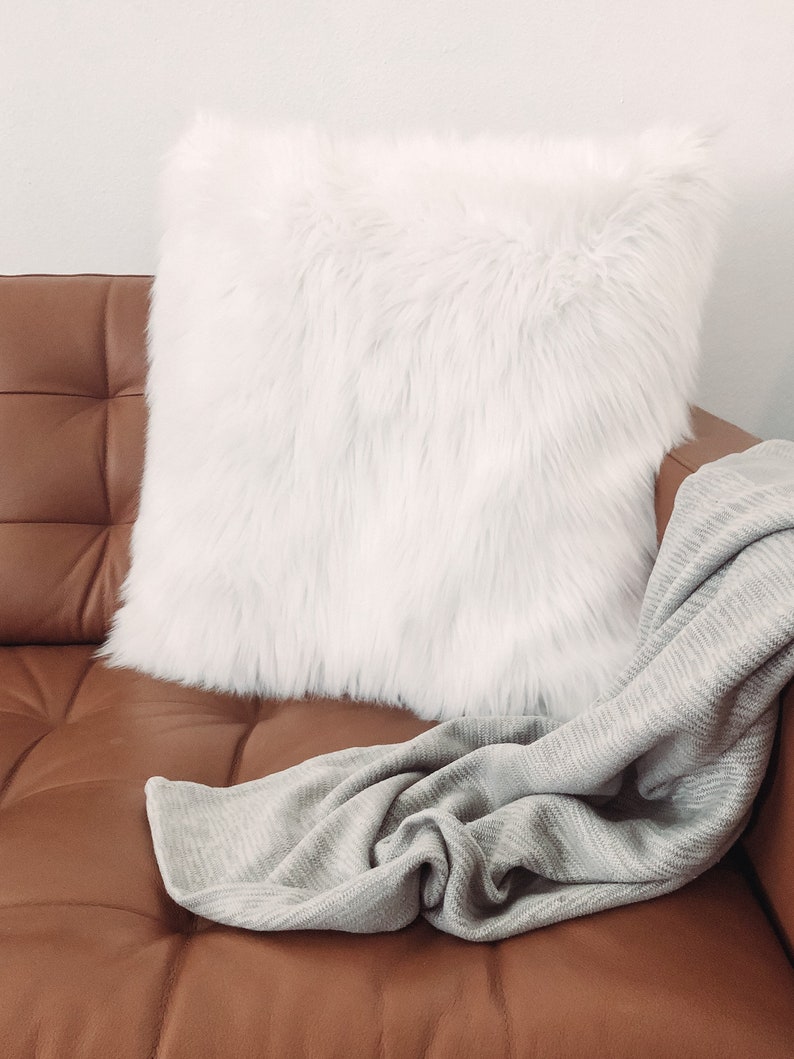 White Fur Pillow Throw Suede Cover 18 X 18 Fluffy White Fur Etsy