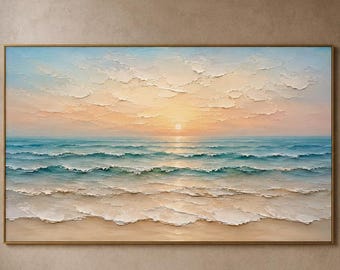 以下が含まれることがあります： 夕暮れ時の質感のある海景を描いた大きな長方形の油絵。この作品は、砂浜に打ち寄せるターコイズブルーの波と、その上の柔らかなオレンジと黄色の空を特徴としており、全体に厚く目に見える筆致が施されています。