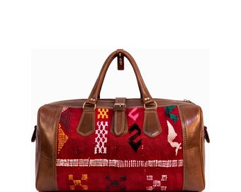 Borsa da viaggio Atlas Kilim — Borsa da viaggio in pelle pieno fiore con inserto Kilim intrecciato, Marrakech Atelier