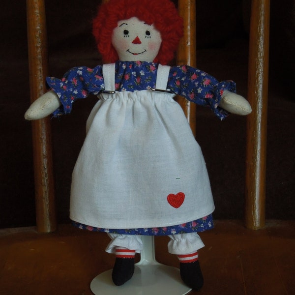 Pocket-size Raggedy Ann doll
