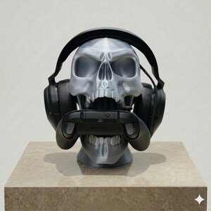 Skull Controller & Headset Stand – Gaming Desk Organizer for Xbox, PS5, PS4, Spooky Gamer Gift Silver