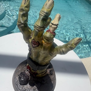 Hand-Painted Zombie Hand Controller Holder – Gaming Desk Accessory, Horror Fan Decor image 8