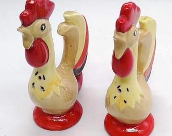 Vintage 1960s Holt Howard ceramic rooster salt and pepper shakers made in Japan