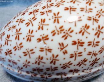 YT Japanese porcelain ware Egg shaped w/Dragonflies