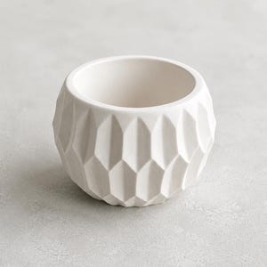 Geometrische Pot Pure | Witte Bureau-organizer | Minimalistische Pennenhouder | Modern Design | Neutrale Decoratie | Handgemaakt van Eco-Hars