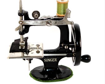 1920er Jahre Singer Sewhandy Modell 20 Nähmaschine Kindergröße