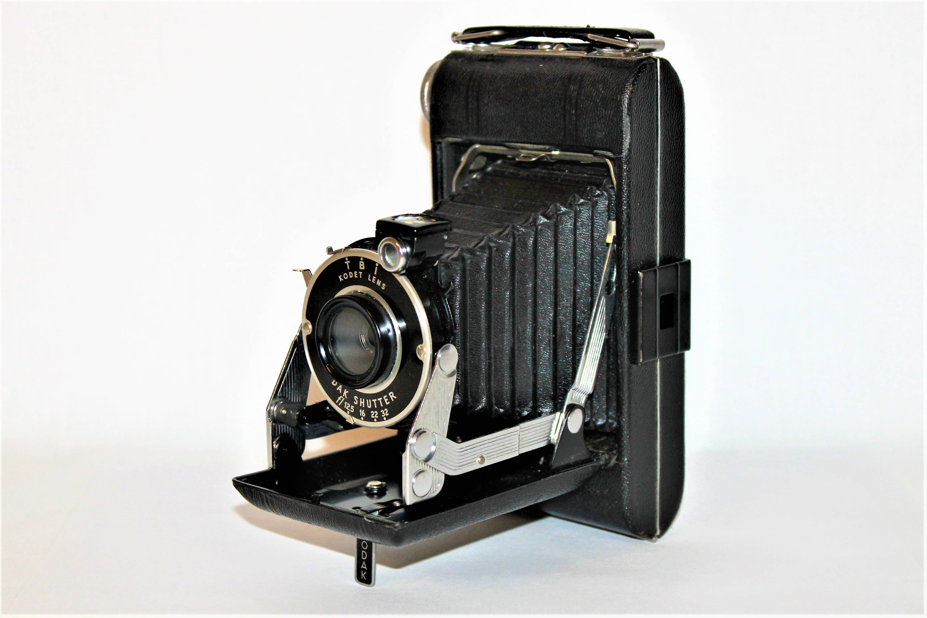 Камера 20х. Фотоаппарат Eastman Kodak сд33. Kodak Junior Six-20. Фотоаппарат Kodak Six 20. Фотоаппарат супер Кодак сикс 20 6/6 плёночный.