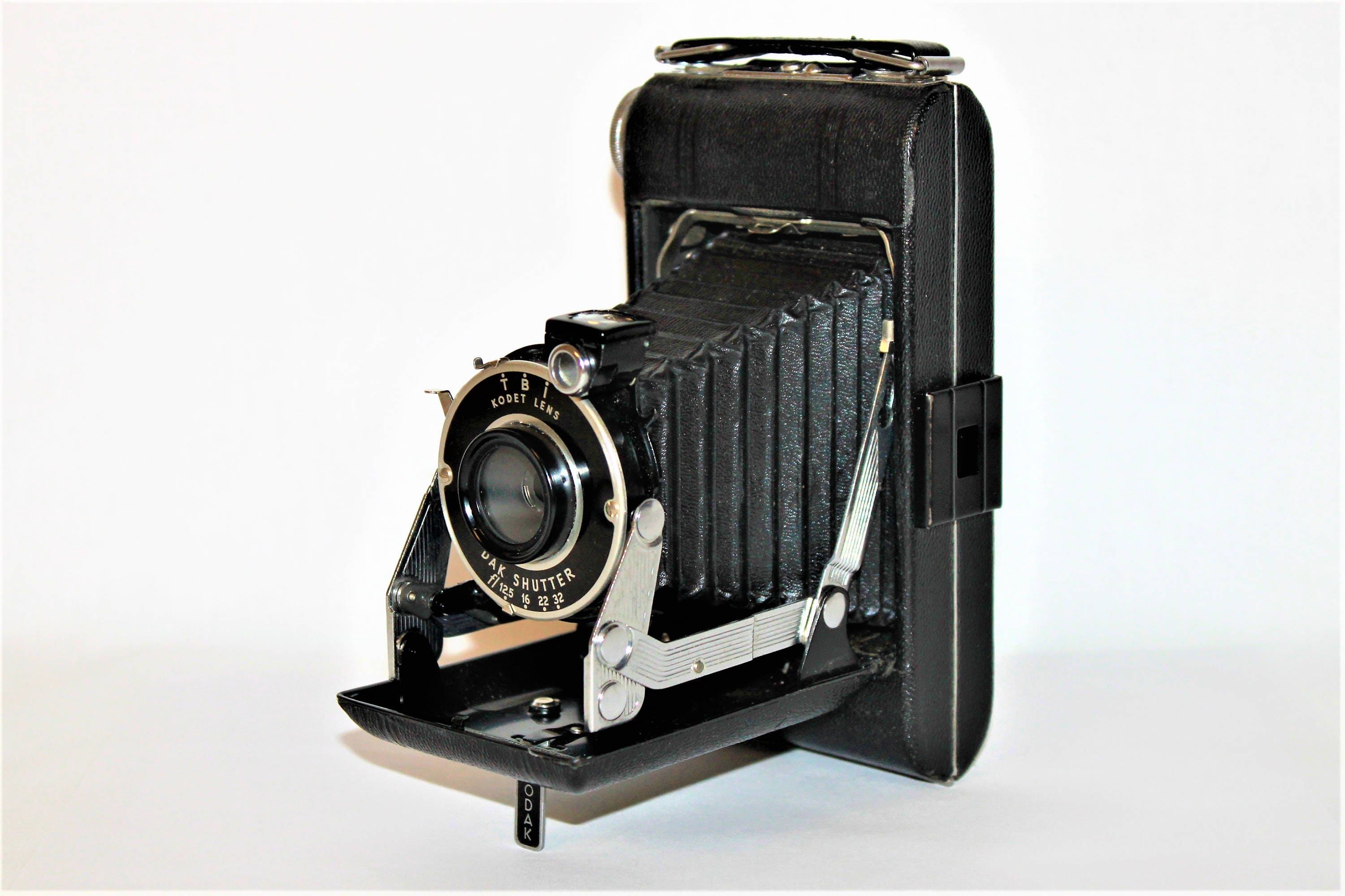 Vintage 1936 Eastman Kodak Vigilant Junior six20 Camera