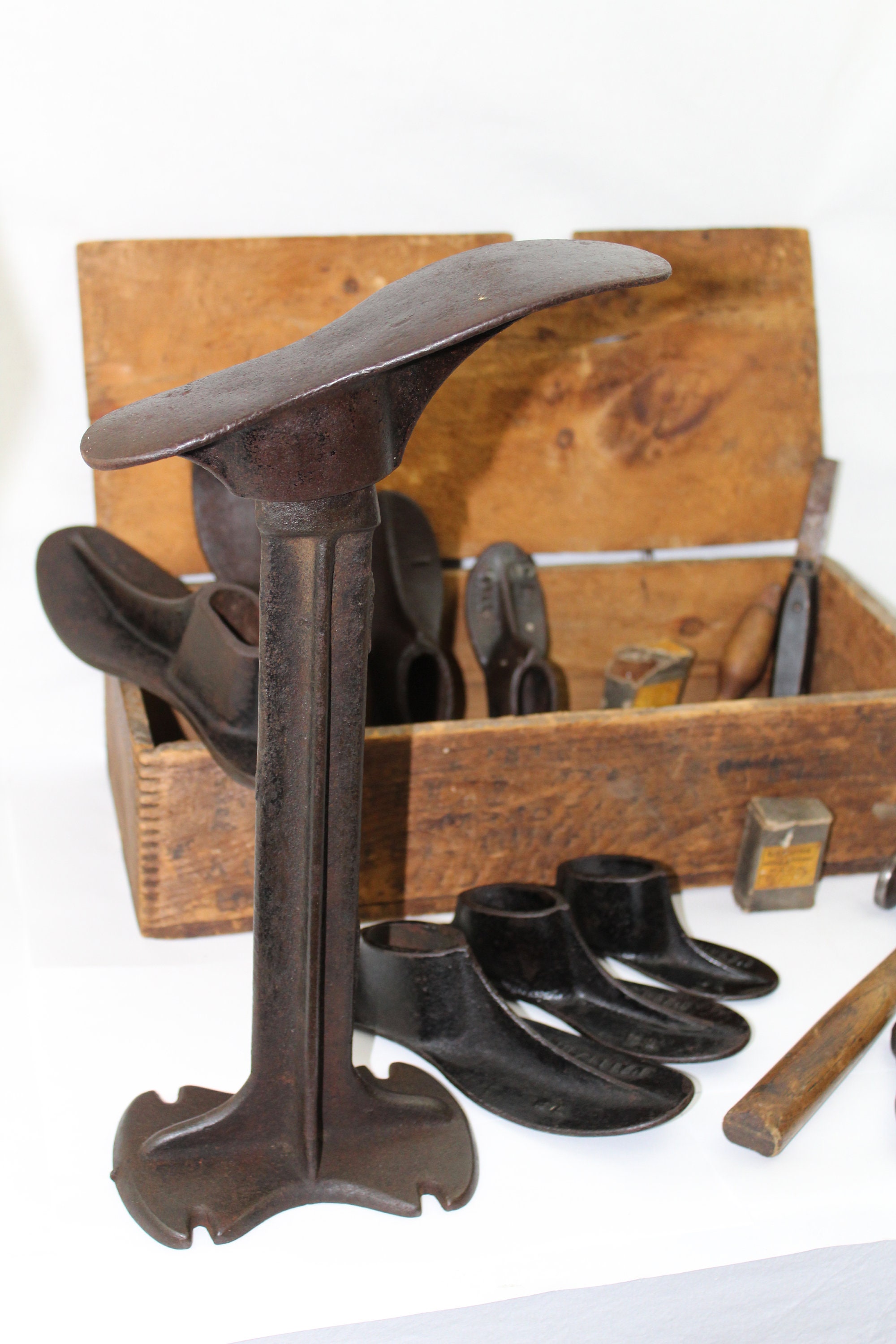 Antique Shoe Repair, Cobbler Repairing Kit, Shoe Anvil, Antique Cobbler ...