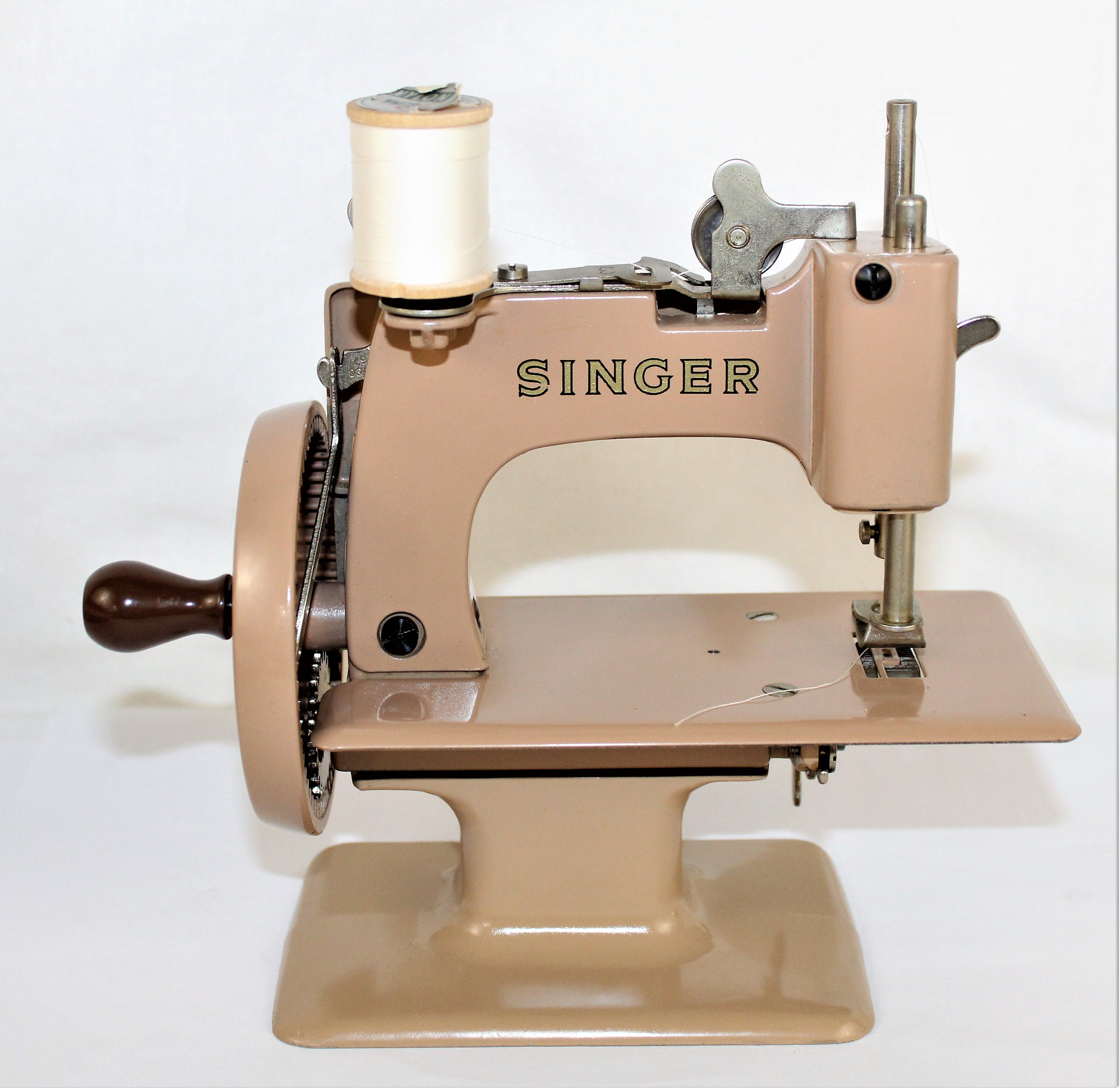 1950s Singer Sewhandy 20 Childs Sewing Machine with Sewing Table