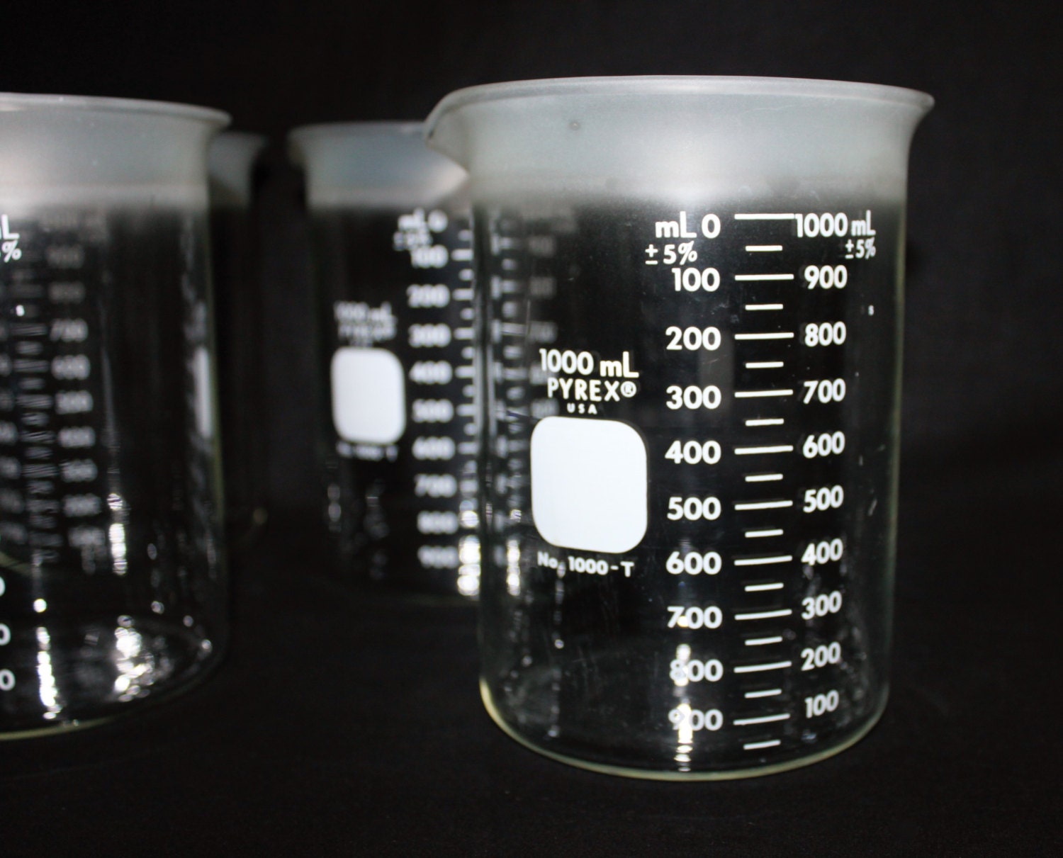 Vintage Pyrex Beaker 1000ml Graduated Beaker With Teflon Etsy