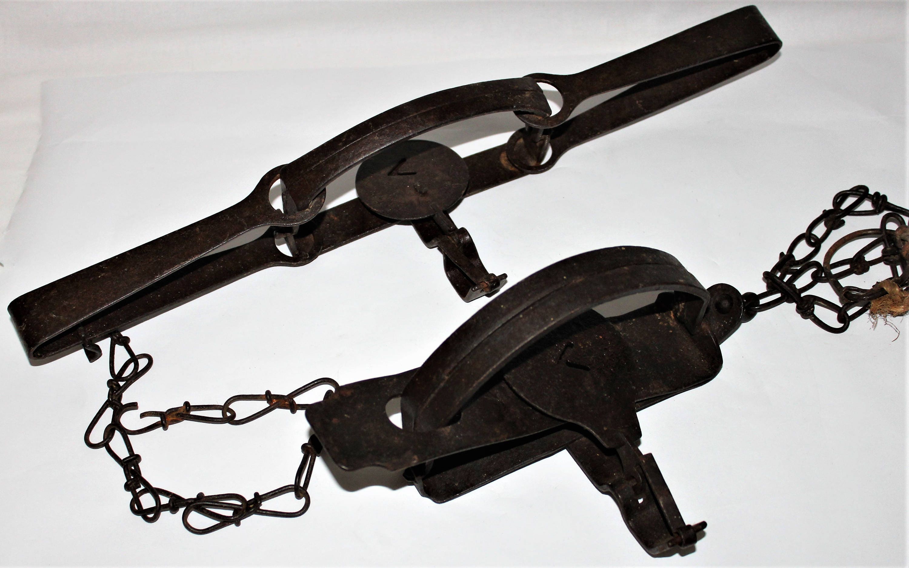 Pair of Large Antique 1907 Victor Number 4 Animal Traps