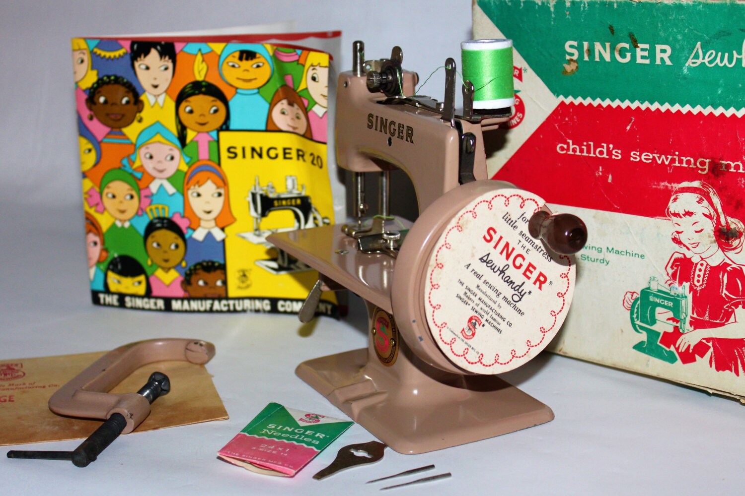 Vintage 1955 Singer Sewhandy 20 Child’s Sewing Machine, Made in Great