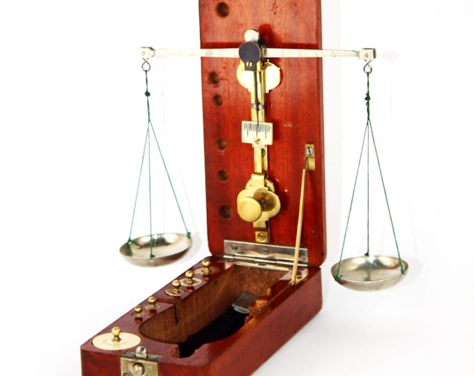 Compact Precision Diamond & Gold Balance: Portable Beam Scale for Jewelry, Gems and Precious Metals