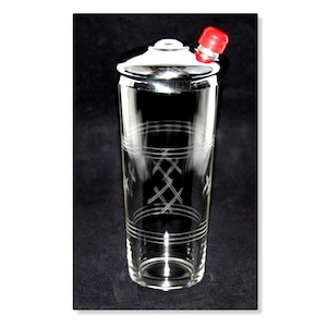 1950s Etched Glass Martini Shaker / Cocktail Shaker with Hash-Tag Design