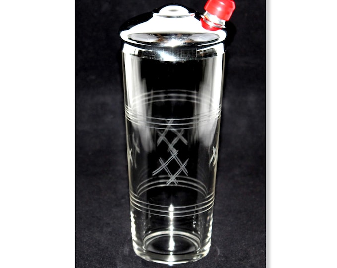 1950s Etched Glass Martini Shaker / Cocktail Shaker with Hash-Tag Design