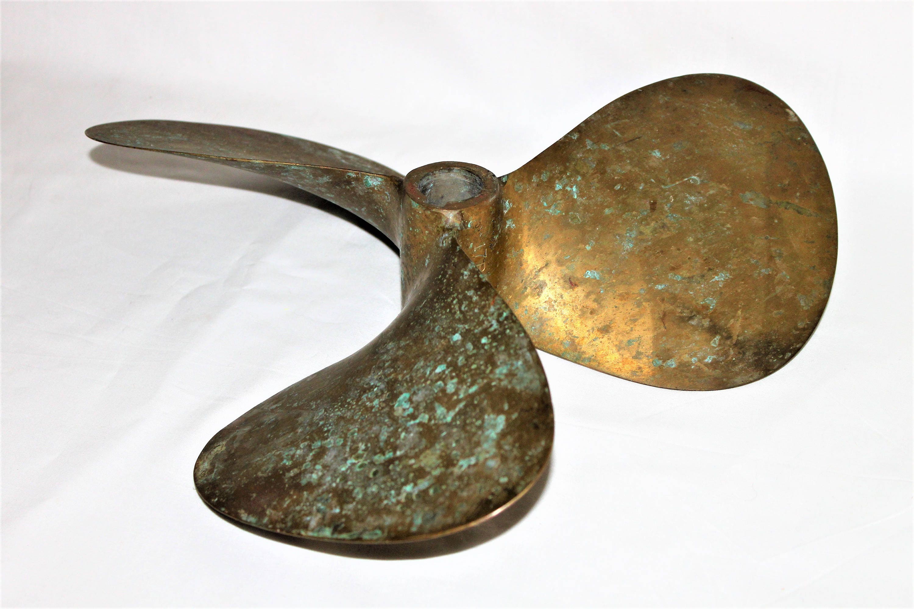 Large Vintage Michigan Dyna Three Blade Solid Brass Boat Prop 17RH18