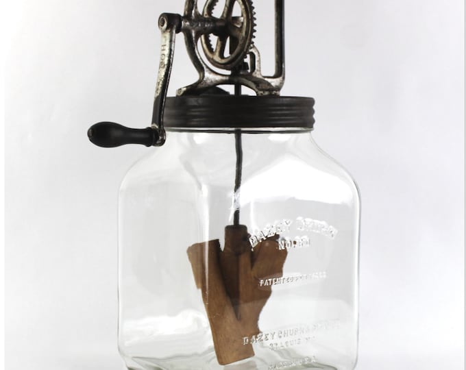 Antique Dazey 60 Glass Butter Churn, 6-Quart, Farmhouse Kitchen Decor, Hand Crank