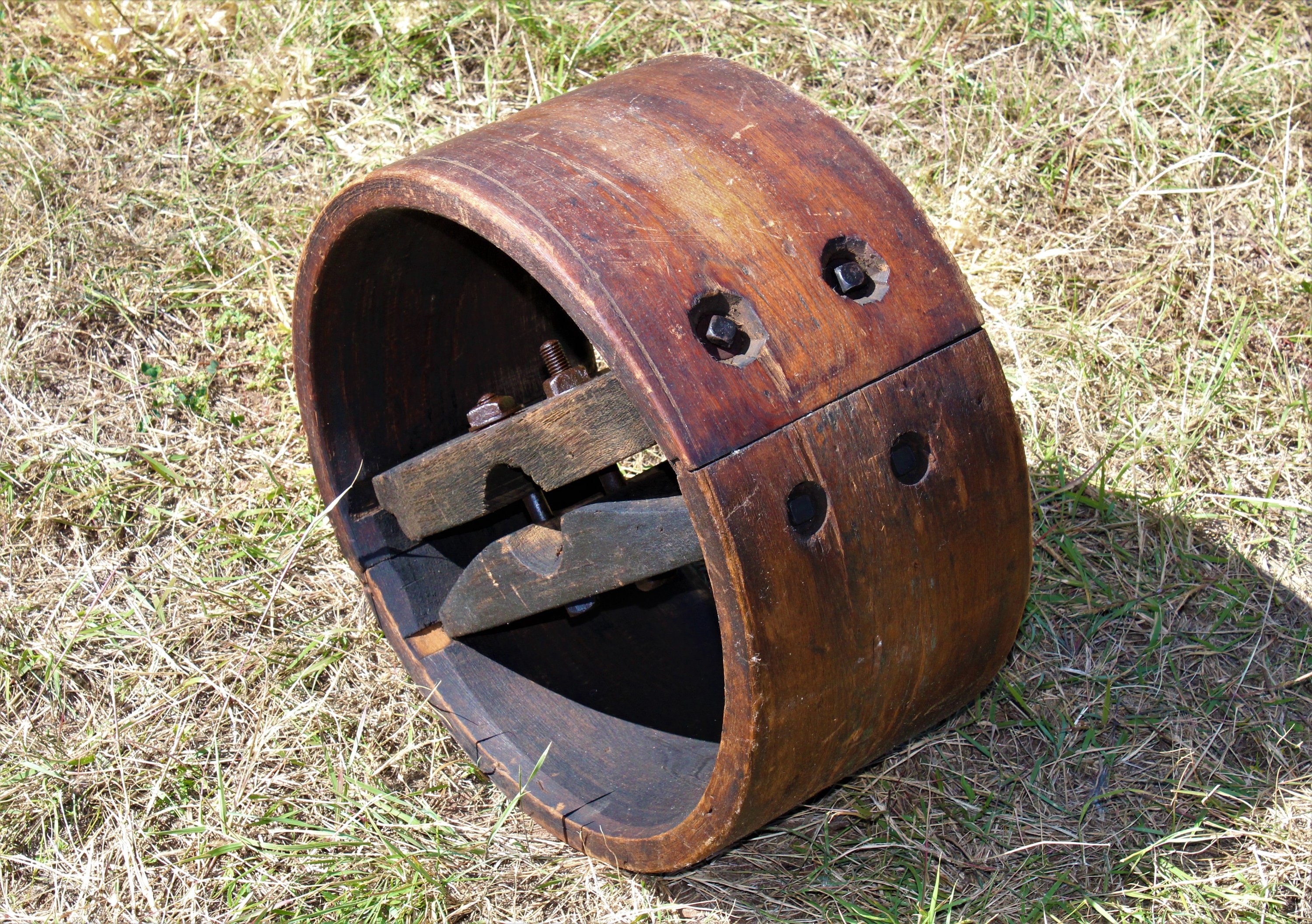 Antique Wheel, 17” Wood Wheel, Split Pulley Wheel, Flat Belt Pulley