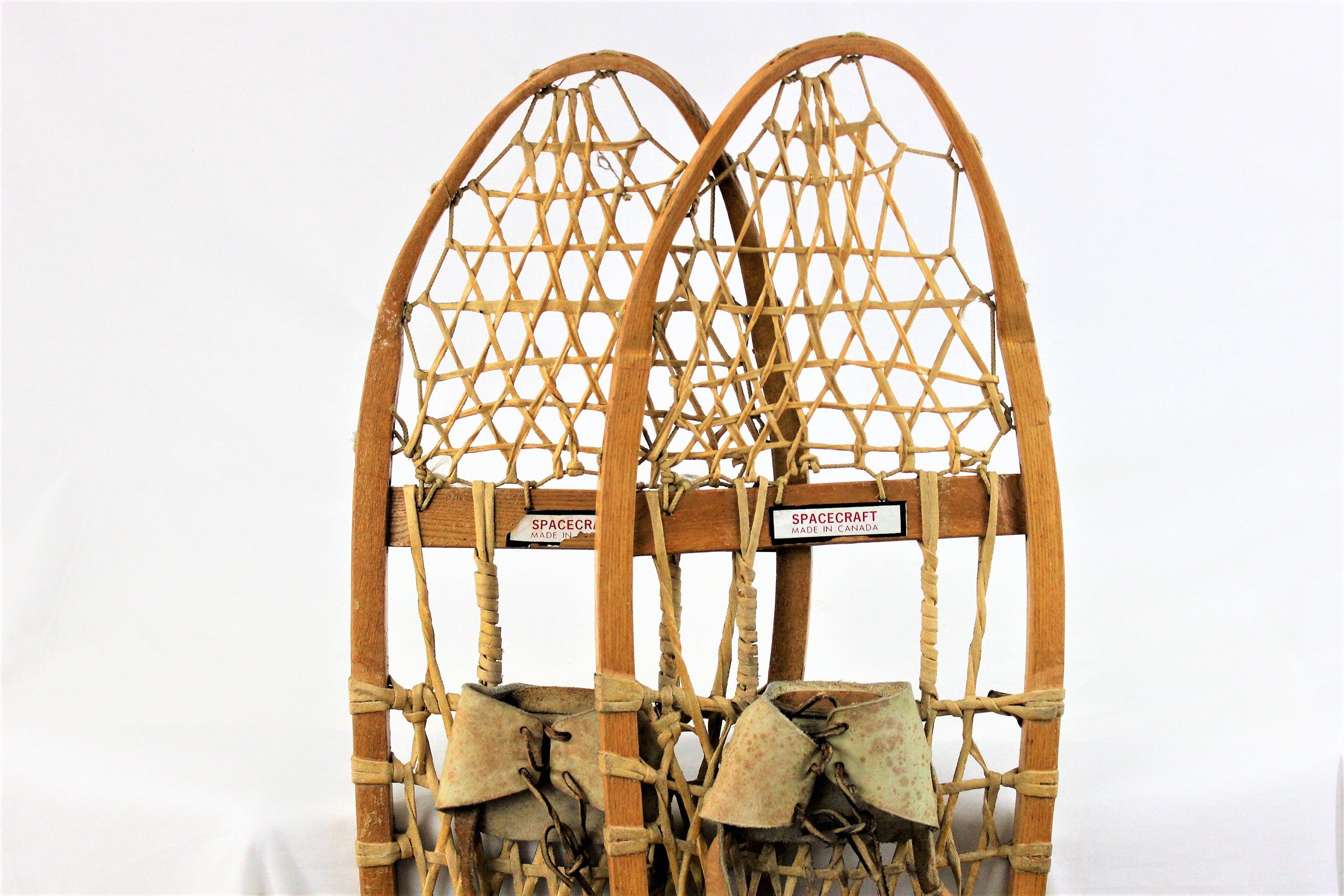 Vintage Pair of 55 Wood Canadian Spacecraft Snowshoes 10 x 55